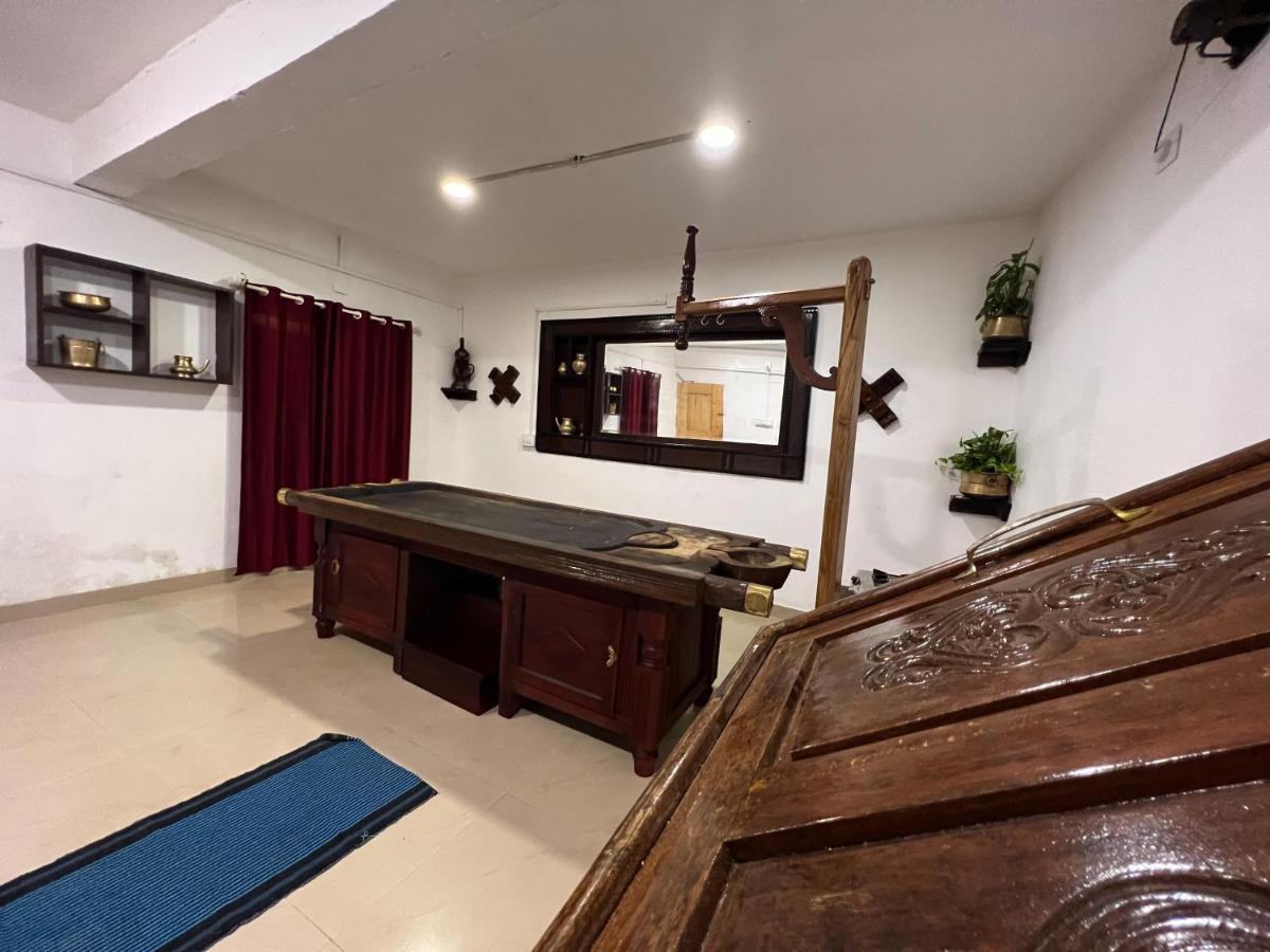 Hotel Vedha Ayurvedic Panchakarma Treatment Centre Alappuzha Exteriér fotografie